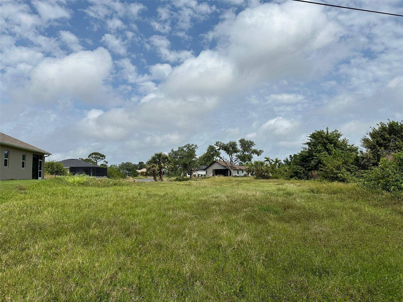 Rotonda West, FL 33947,140 CREVALLE RD