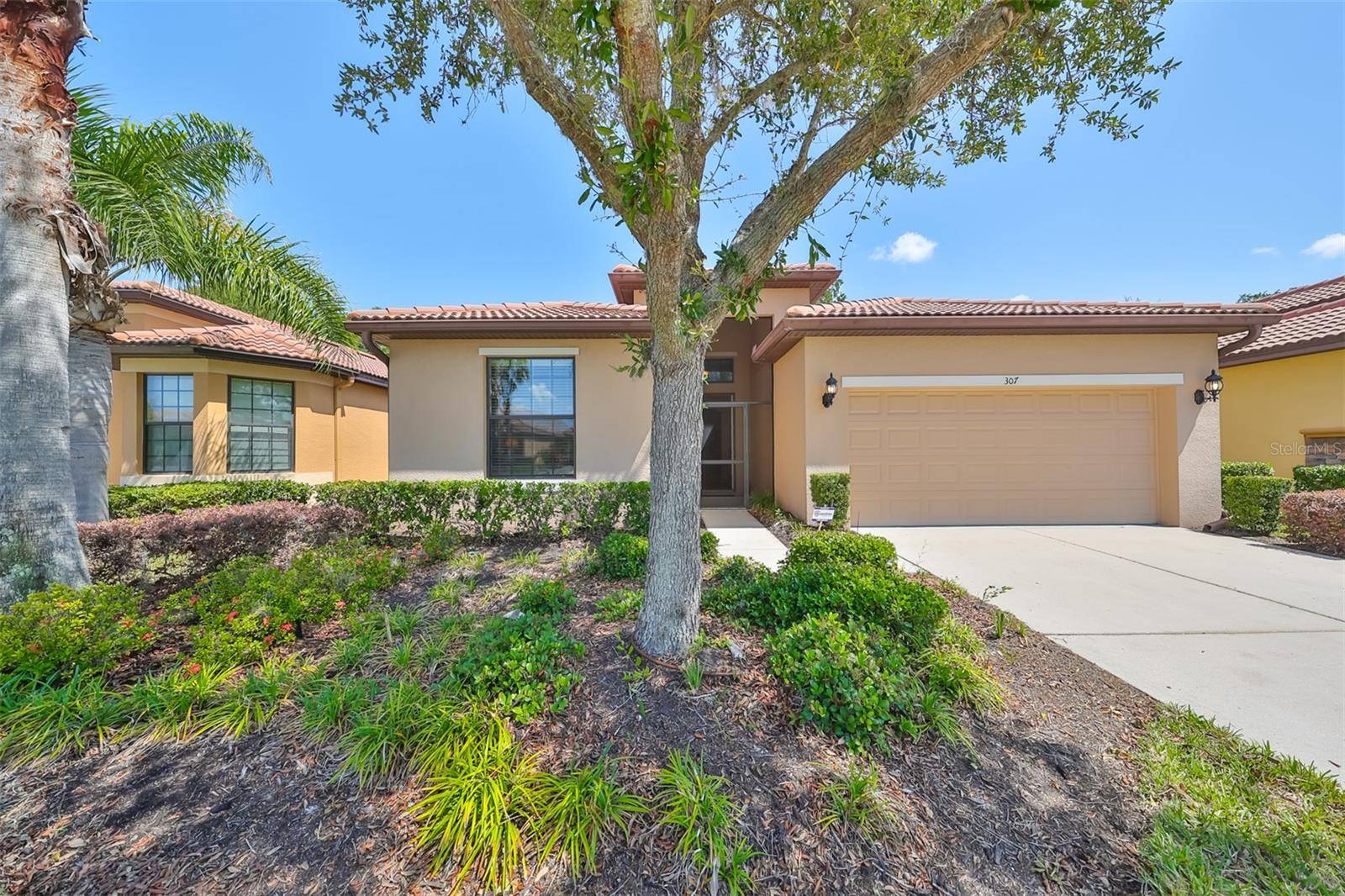 Apollo Beach, FL 33572,307 LAUREL FALLS DR