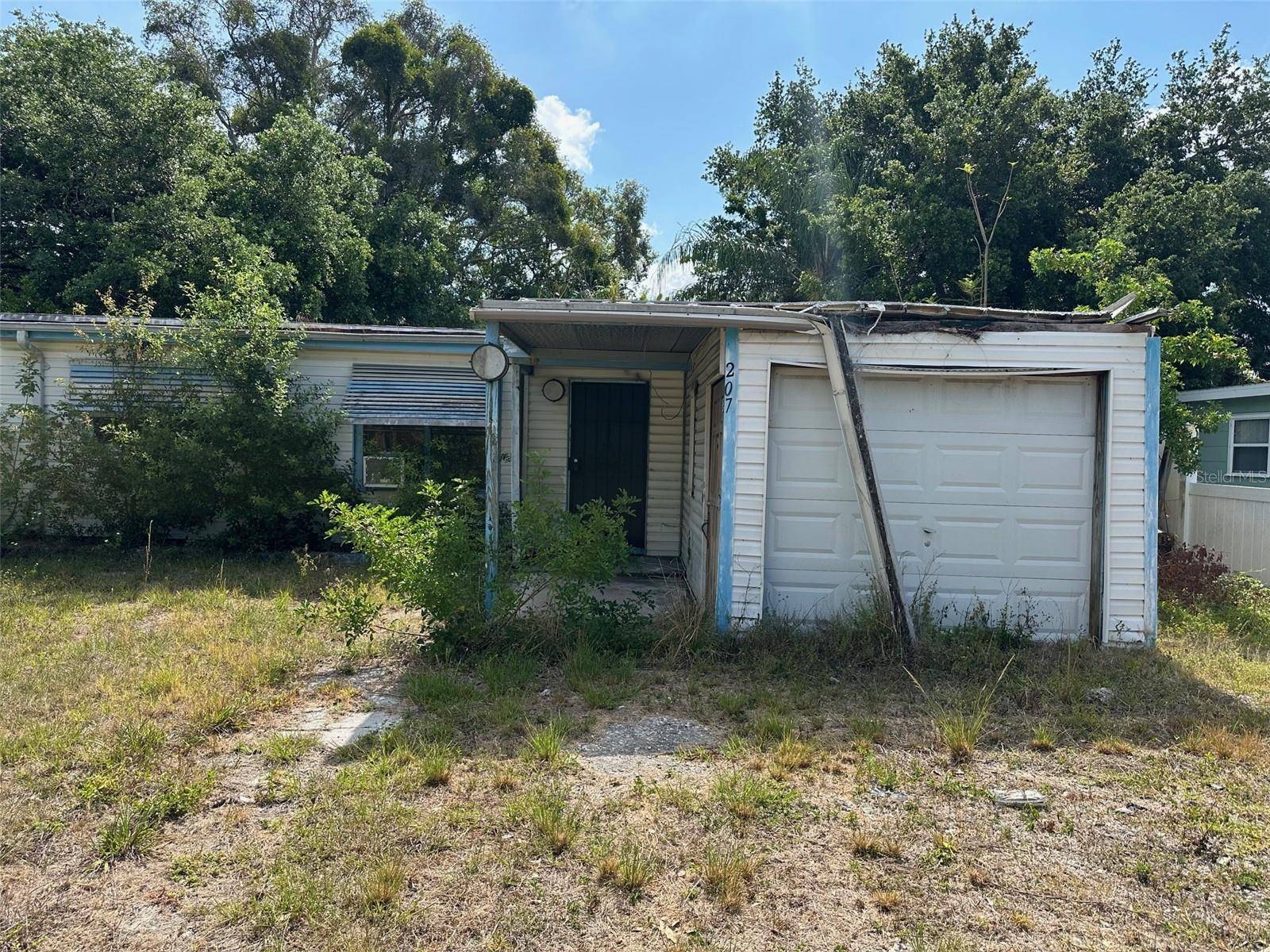 Largo, FL 33771,207 MELODY LN