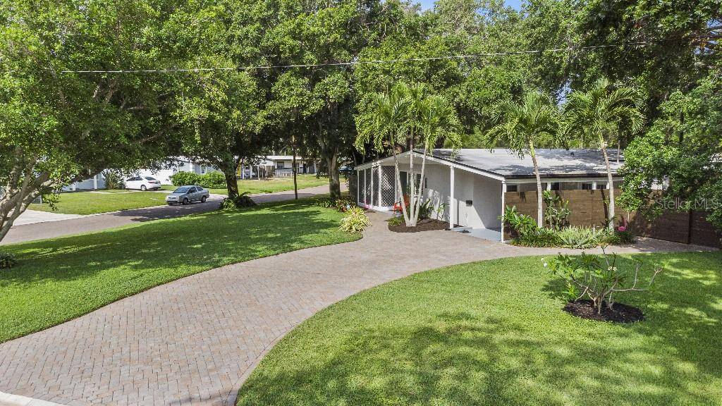 Saint Petersburg, FL 33705,4291 BLUEFISH DR SE