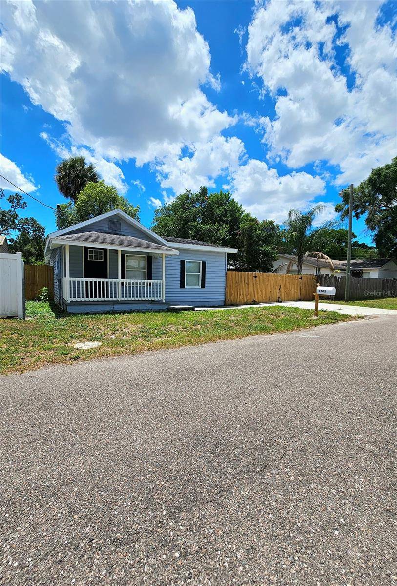 Tampa, FL 33610,1703 MOBILE AVE