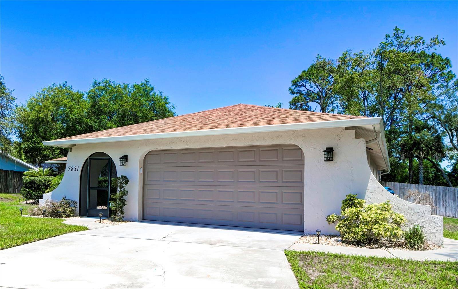 Weeki Wachee, FL 34607,7851 FLORAL DR