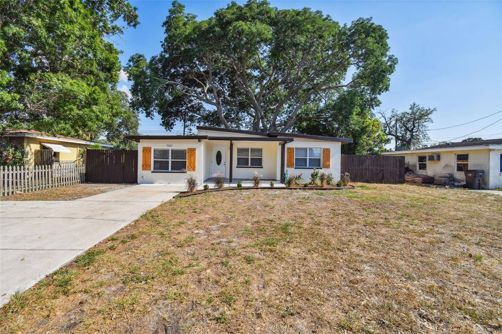 St Petersburg, FL 33714,5061 JASMINE CIR