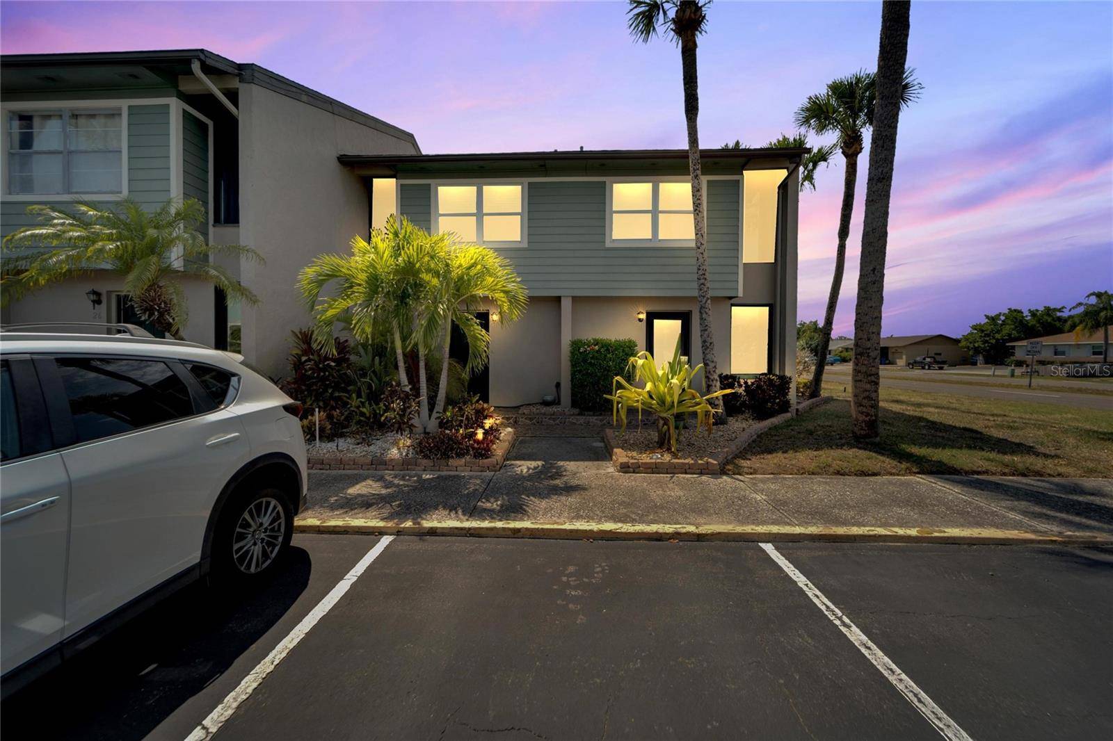 Apollo Beach, FL 33572,1028 APOLLO BEACH BLVD #27
