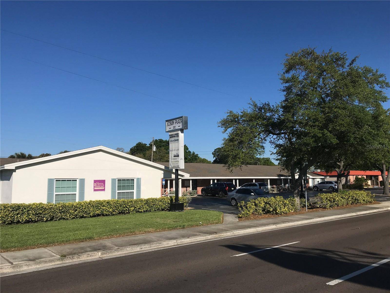 Saint Petersburg, FL 33710,1212 66TH ST N