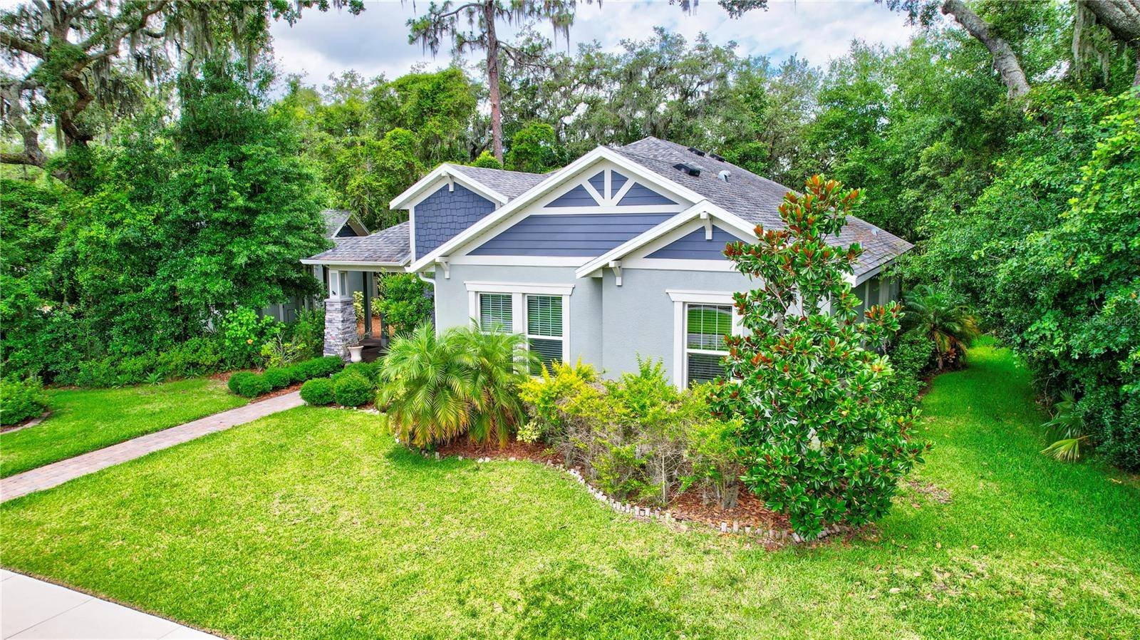 Lithia, FL 33547,13806 LAKE FISHHAWK DR