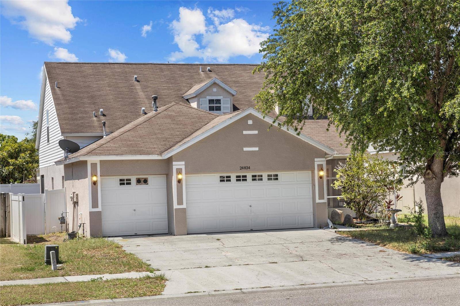 Lutz, FL 33559,24834 OAKHAVEN CT