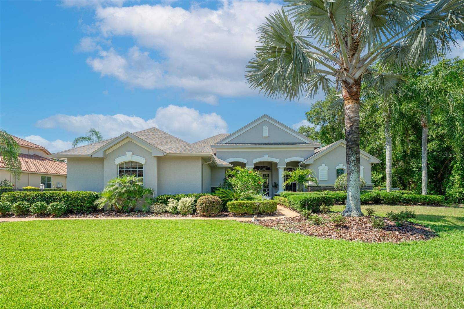 Lithia, FL 33547,6019 FLATWOODS MANOR CIR