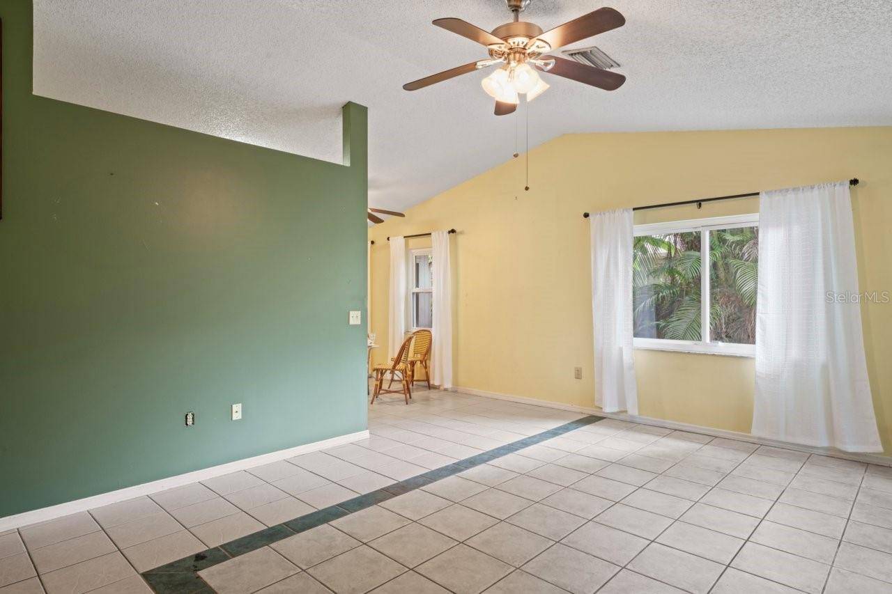 Bradenton, FL 34205,816 36TH ST W