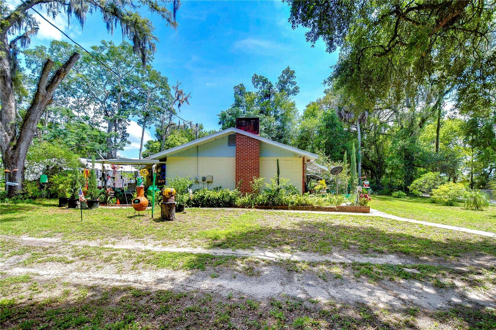 Zephyrhills, FL 33540,6718 23RD ST