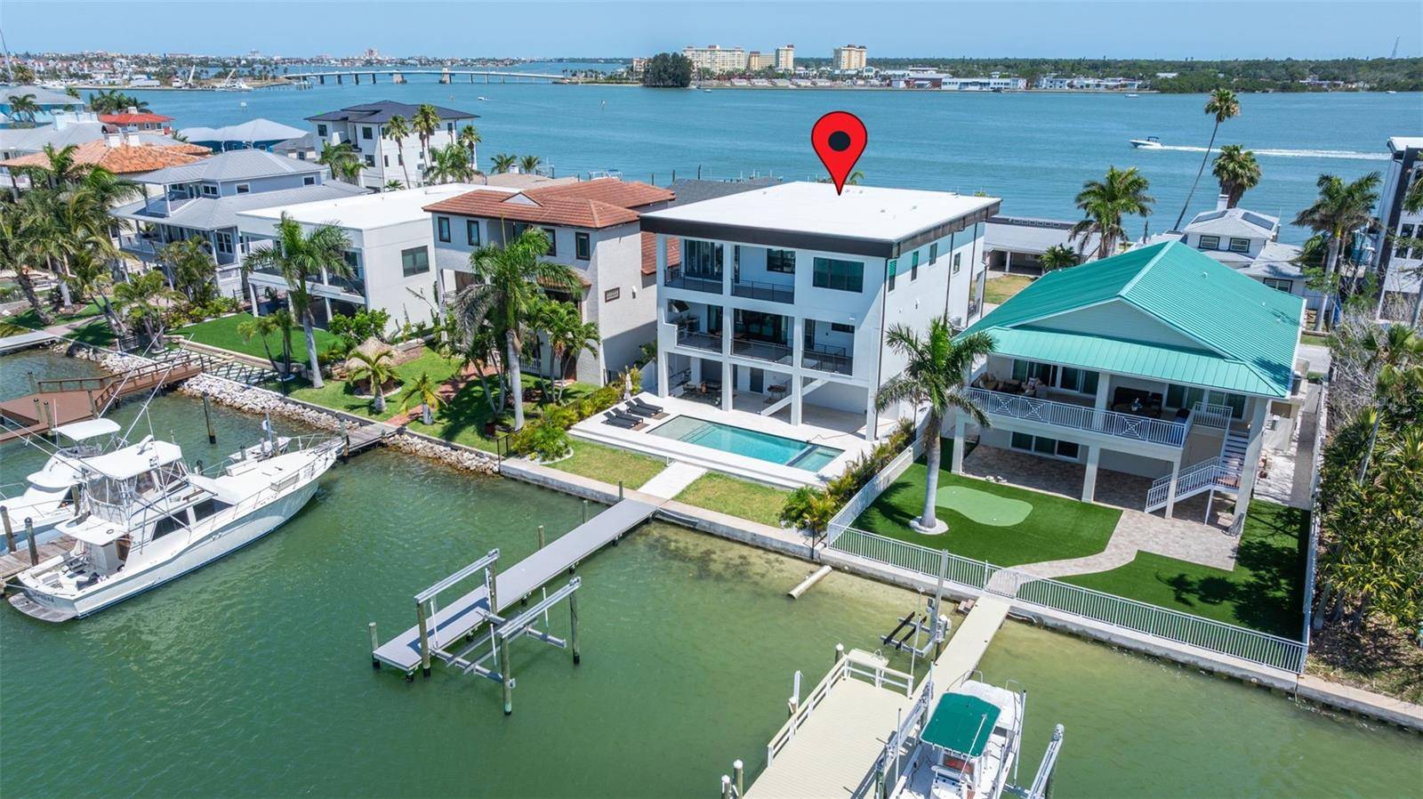 Madeira Beach, FL 33708,831 BAY POINT DR