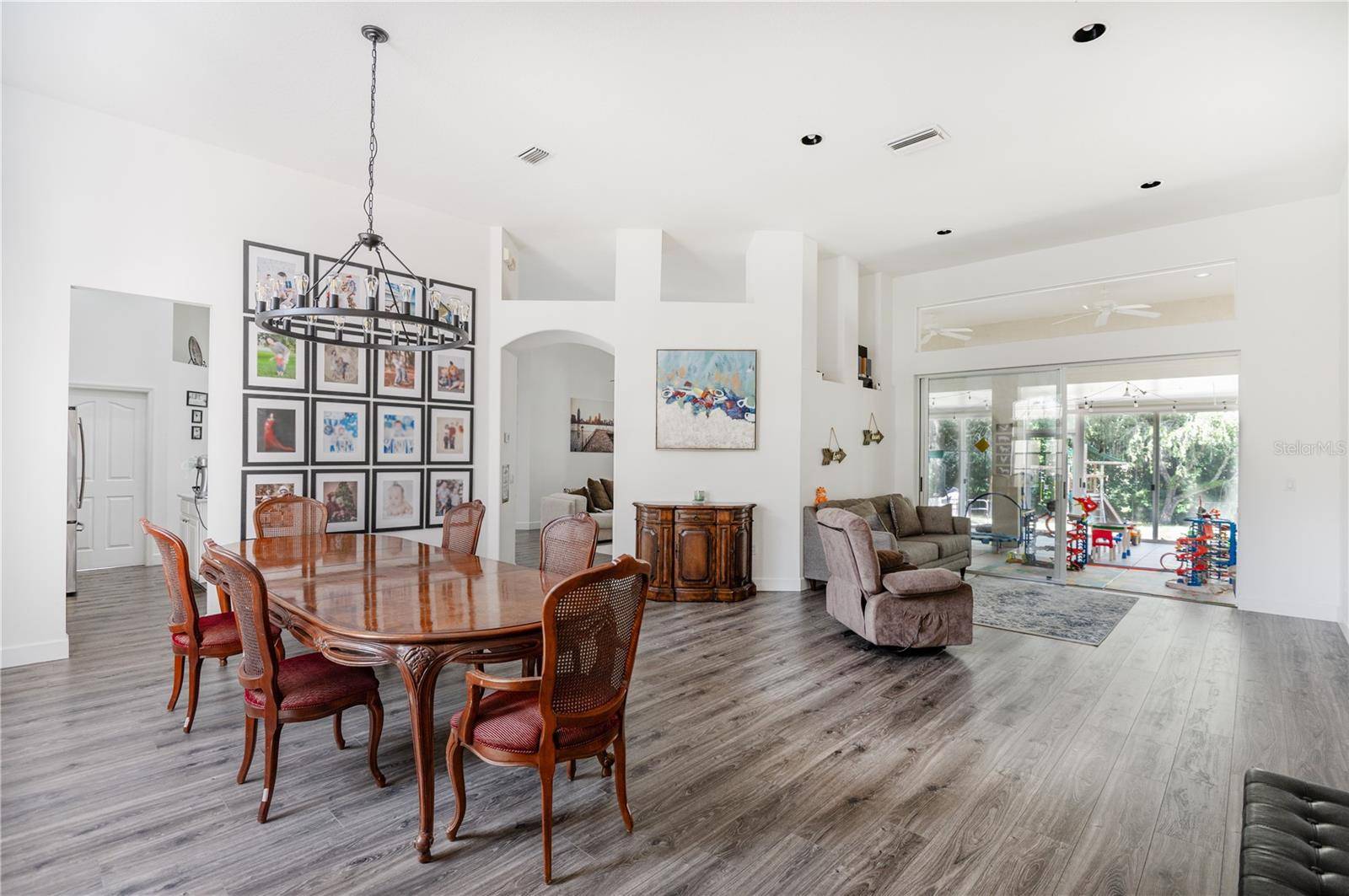 Lutz, FL 33558,6120 CEZANNE AVE