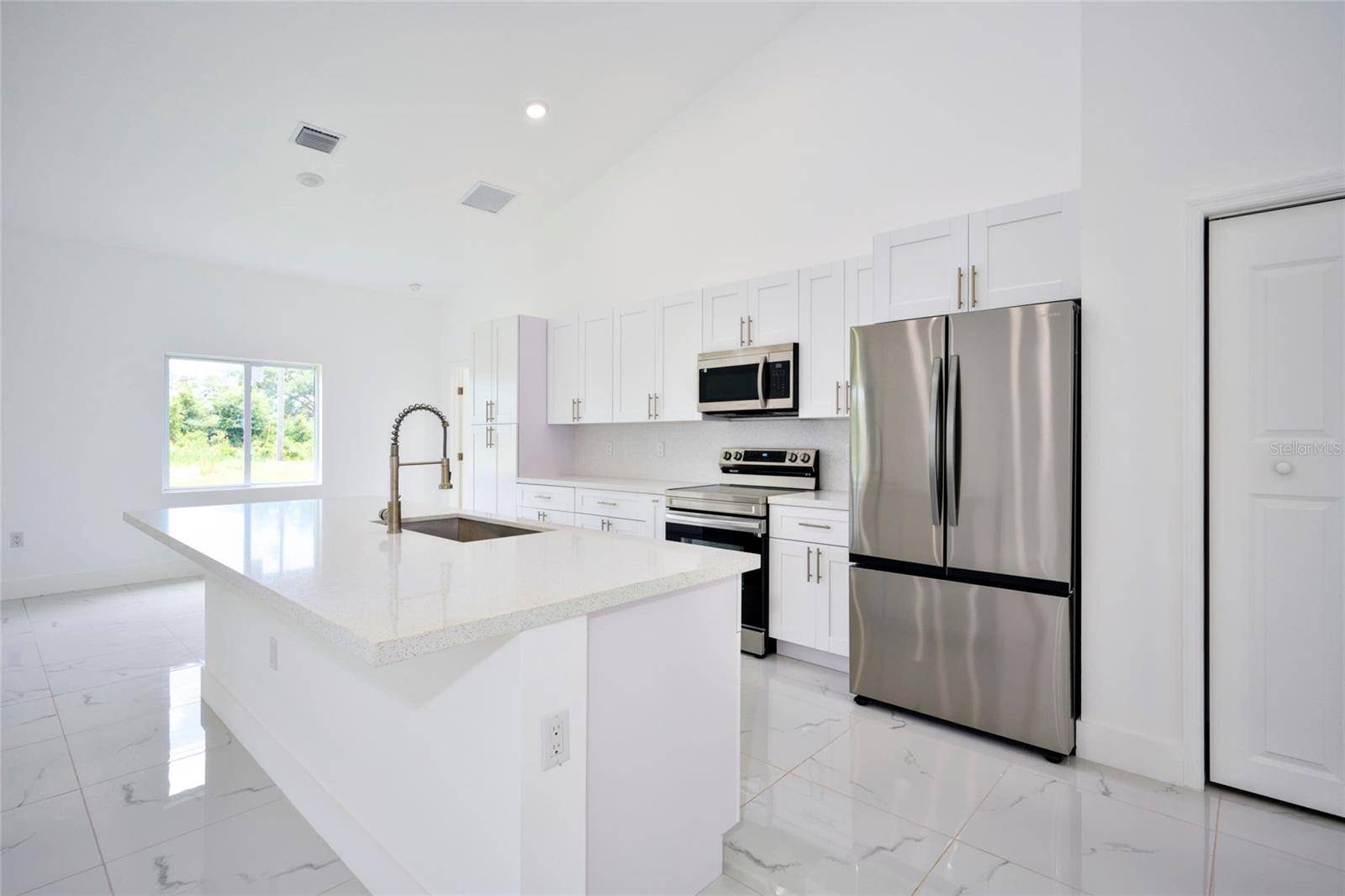 Indian Lake Estates, FL 33855,7811 RED GRANGE BLVD