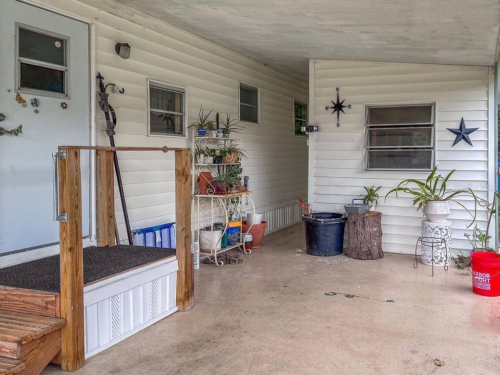 Zephyrhills, FL 33541,37308 KINKAID DR