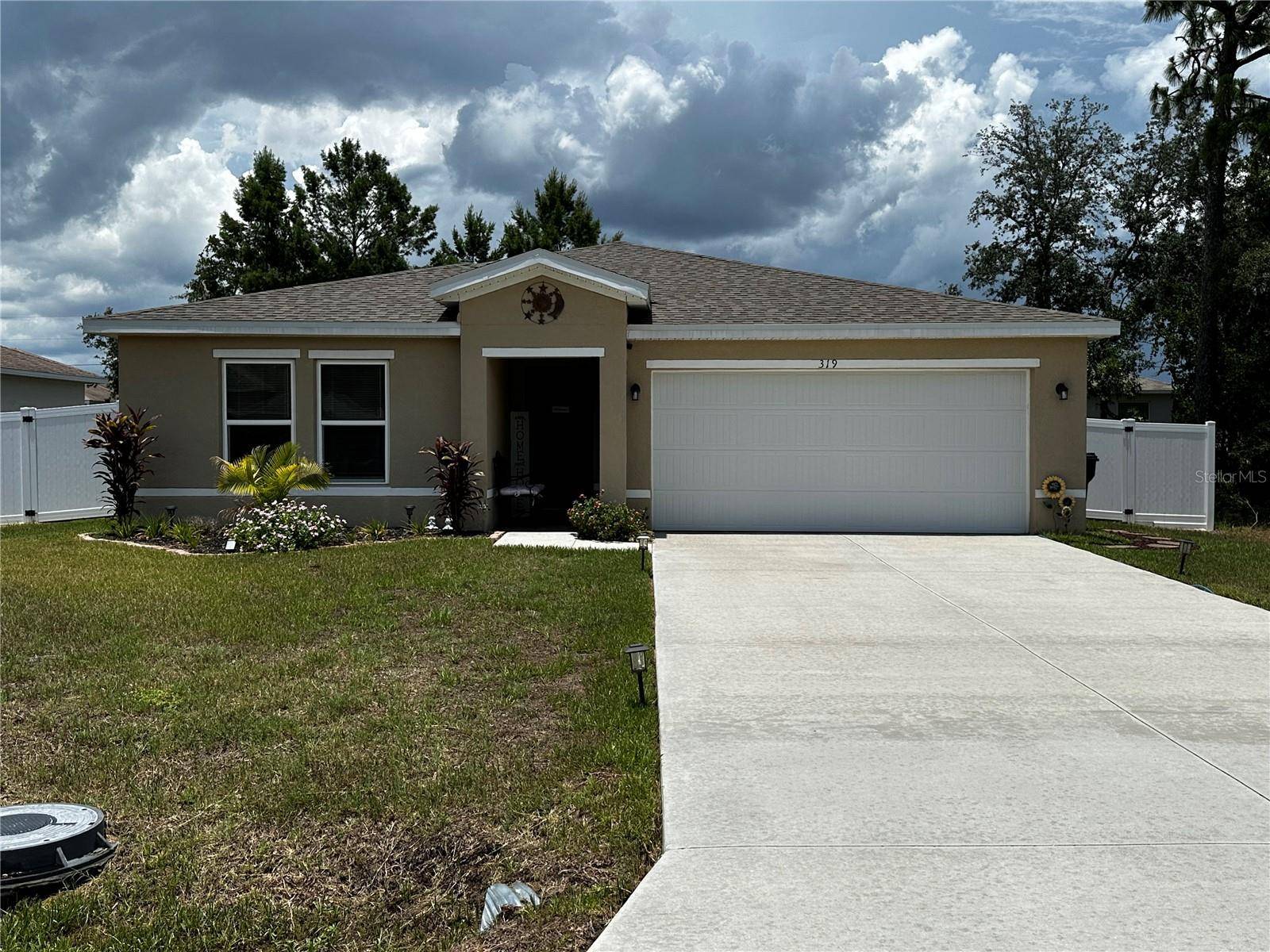 Kissimmee, FL 34759,319 HIBISCUS DR