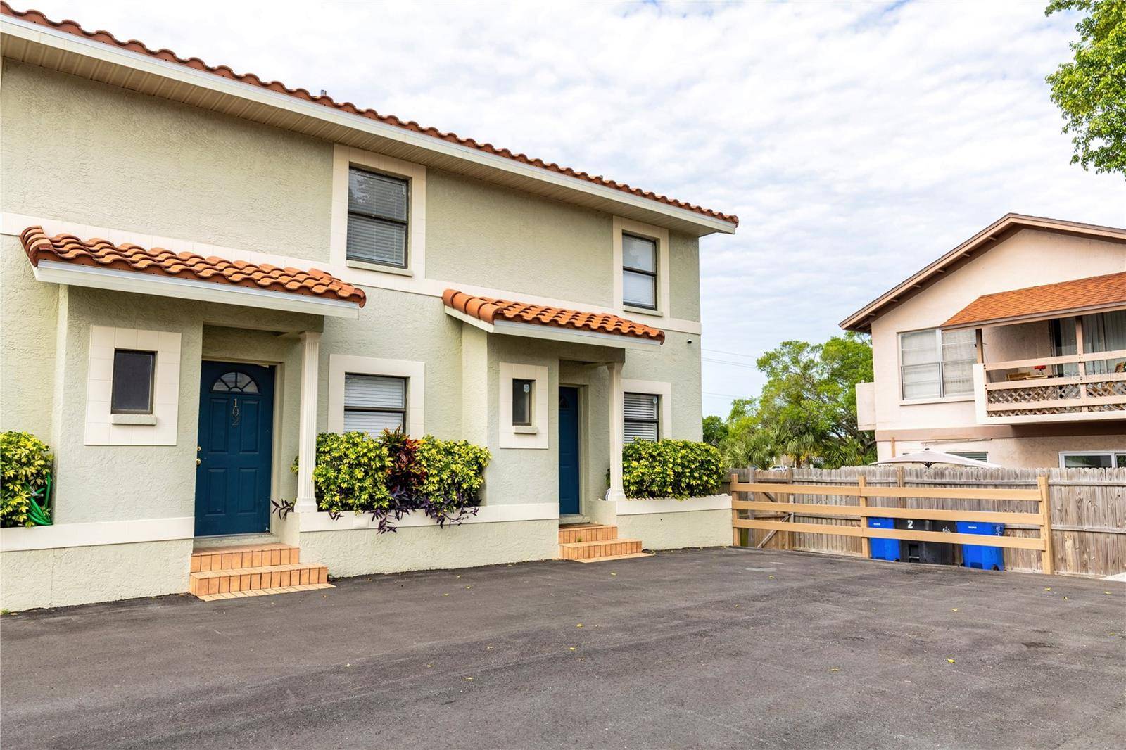 Apollo Beach, FL 33572,6504 ABACO DR #101