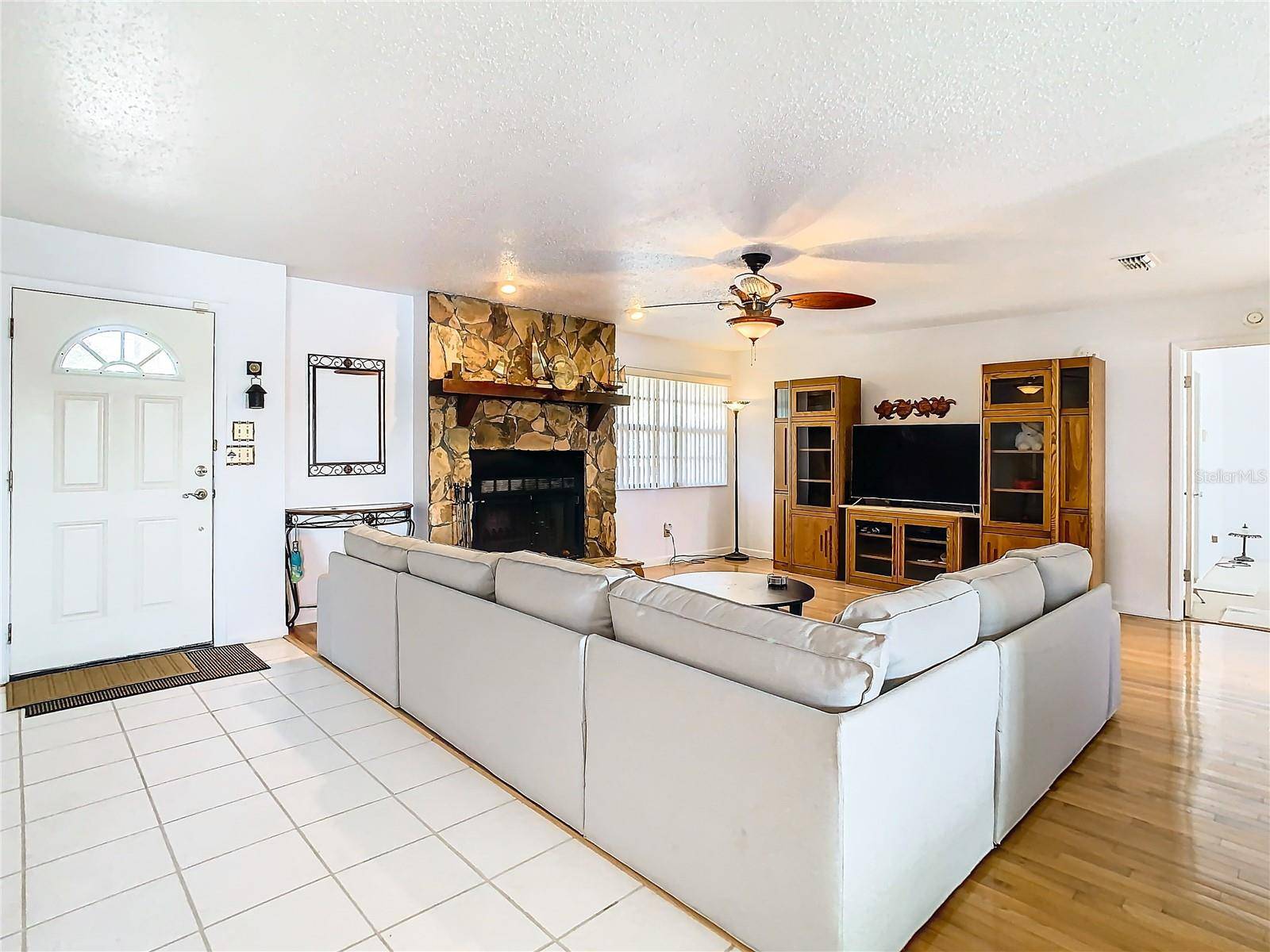 Riverview, FL 33578,9408 OAK ST