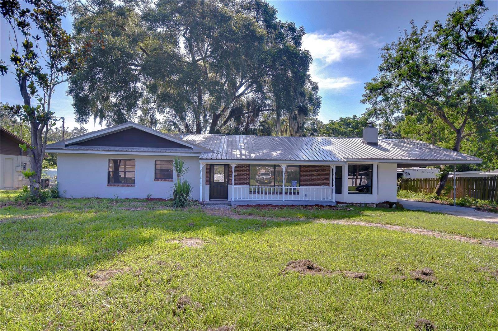 Brandon, FL 33511,1015 MEADOW LN