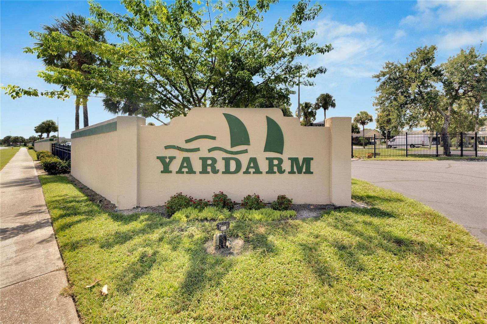 Apollo Beach, FL 33572,636 YARDARM DR #636