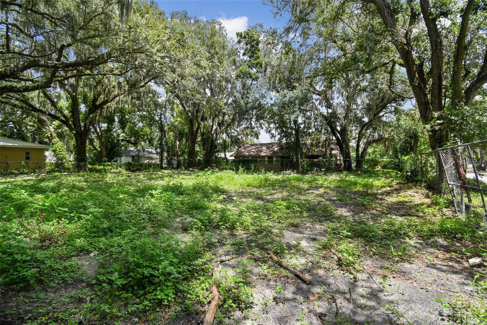 Plant City, FL 33563,308 E DAMON ST