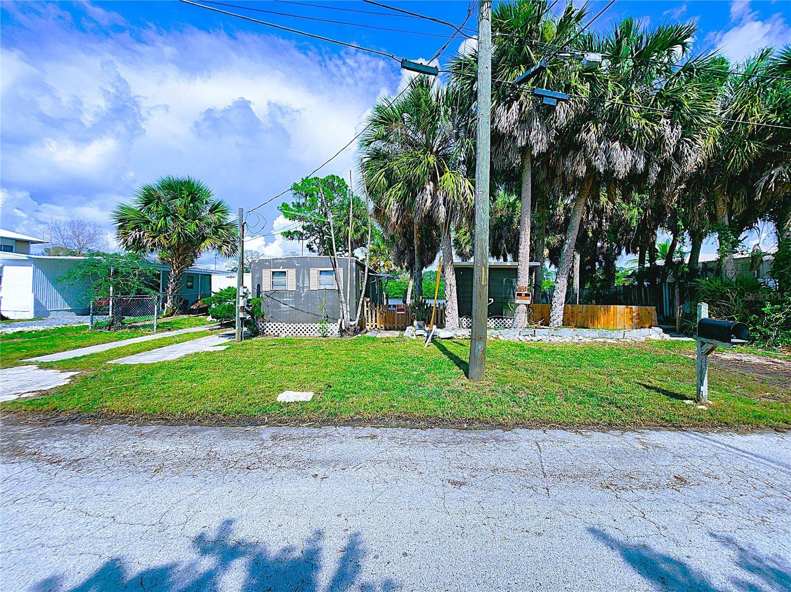 New Port Richey, FL 34652,6977 EDGEWATER DR