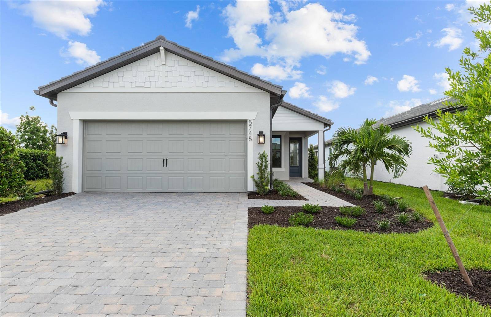 Lakewood Ranch, FL 34211,5745 SILVERSIDE PINE CT