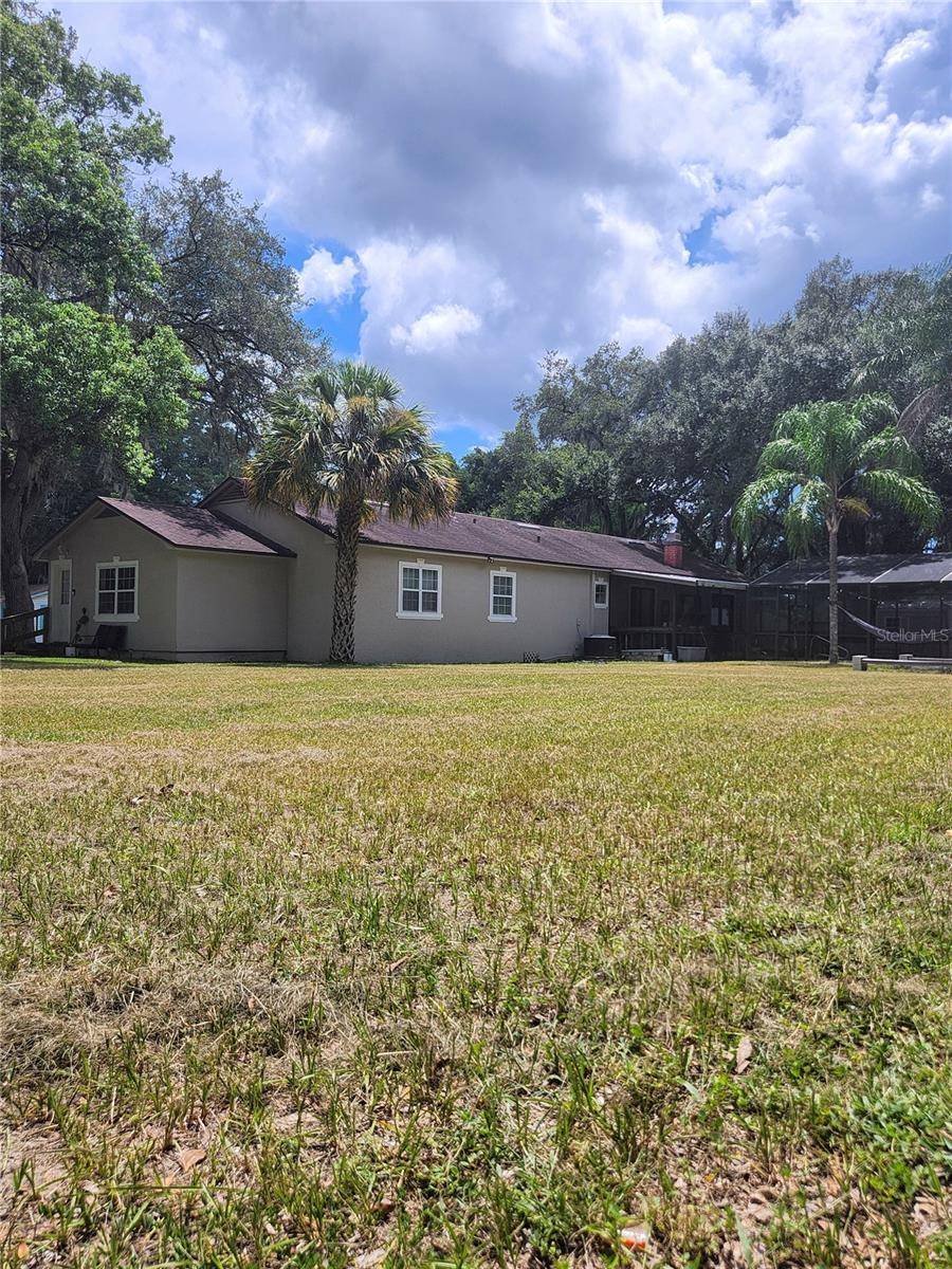 Zephyrhills, FL 33542,5051 6TH ST