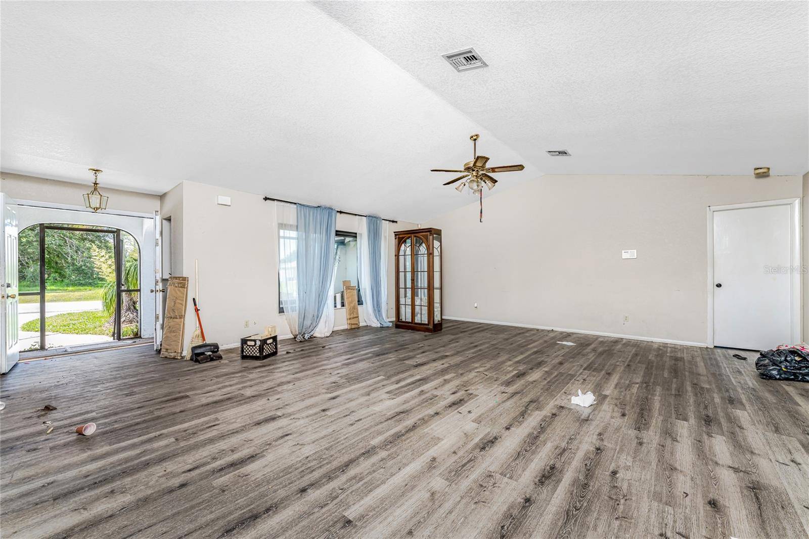 Punta Gorda, FL 33983,684 CORRIENTES CIR