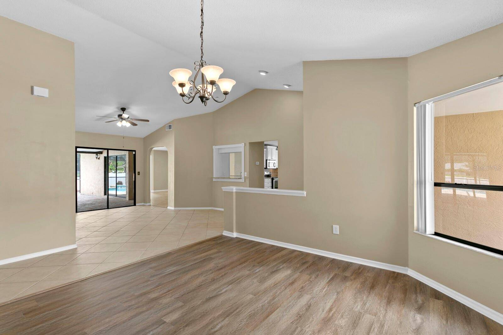 Tampa, FL 33647,9506 PEBBLE GLEN AVE