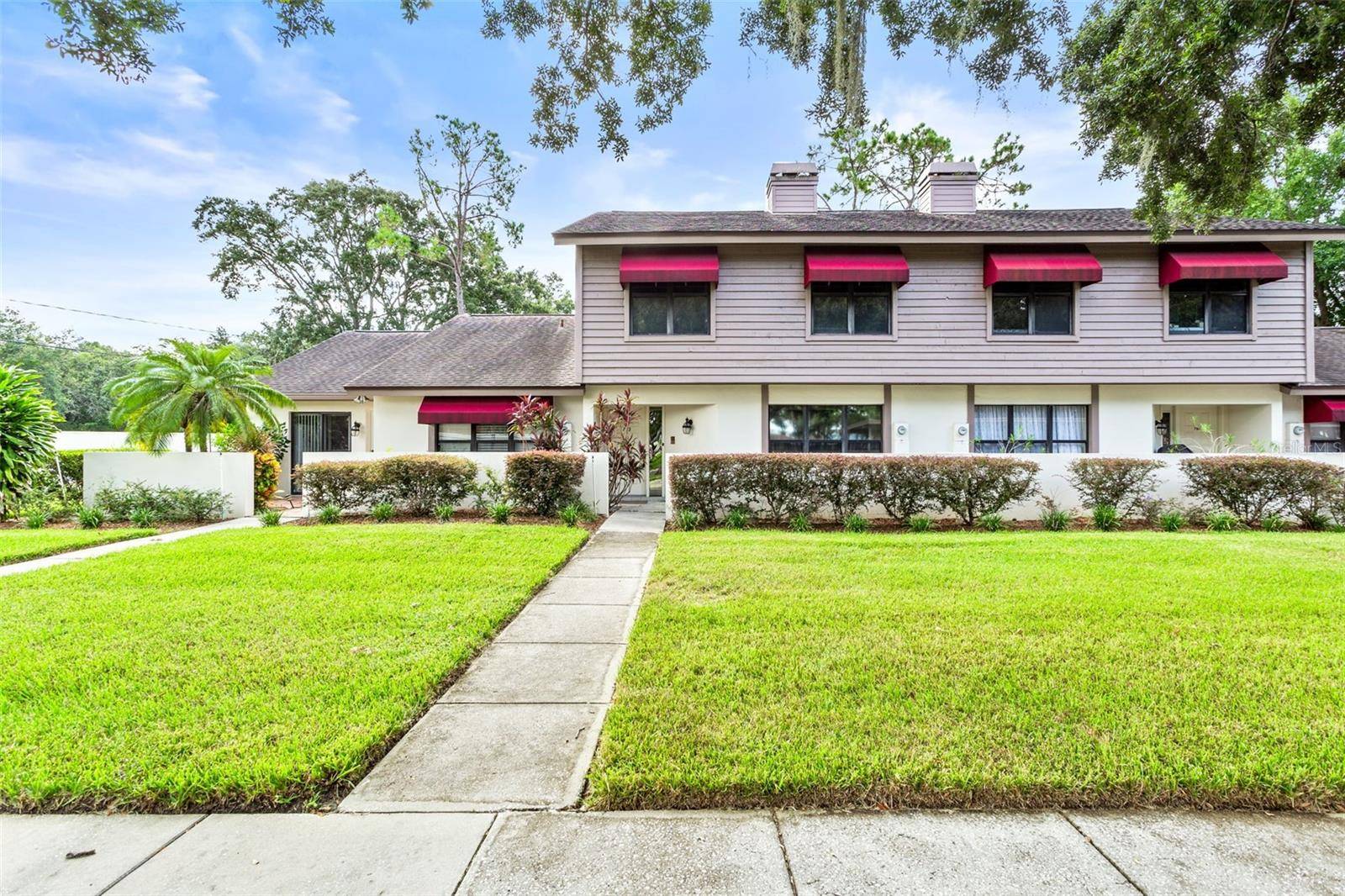 Brandon, FL 33511,703 OAK PARK PL