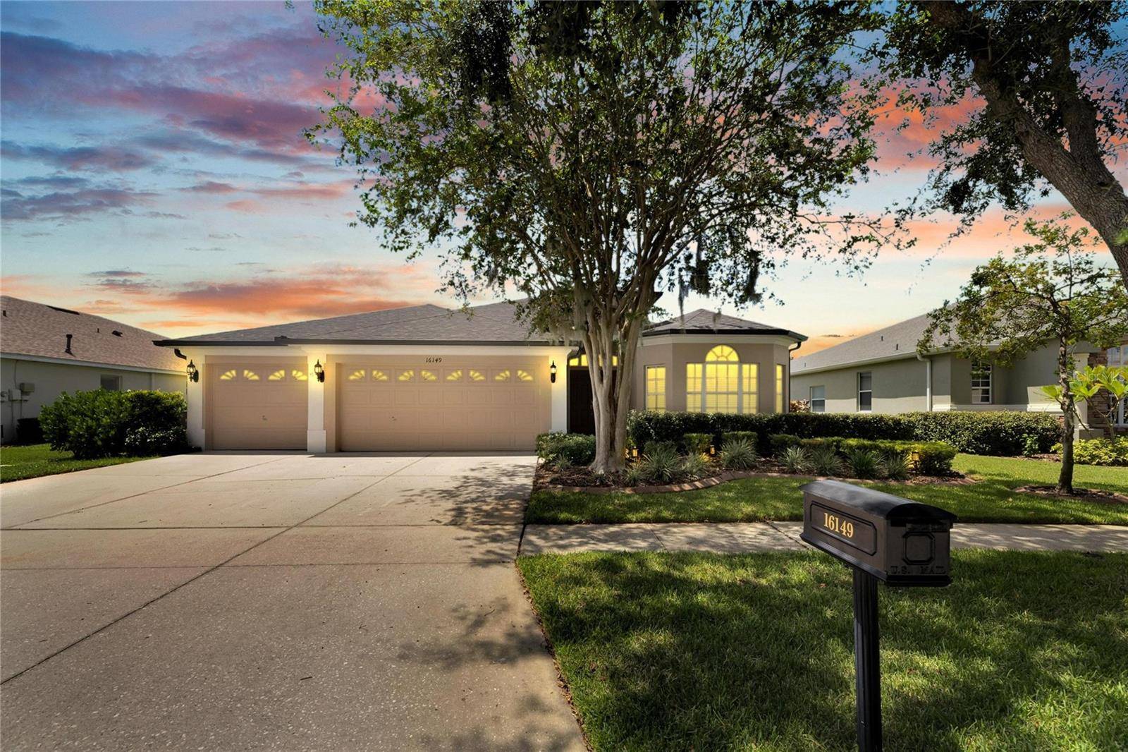 Lithia, FL 33547,16149 BRIDGEPARK DR