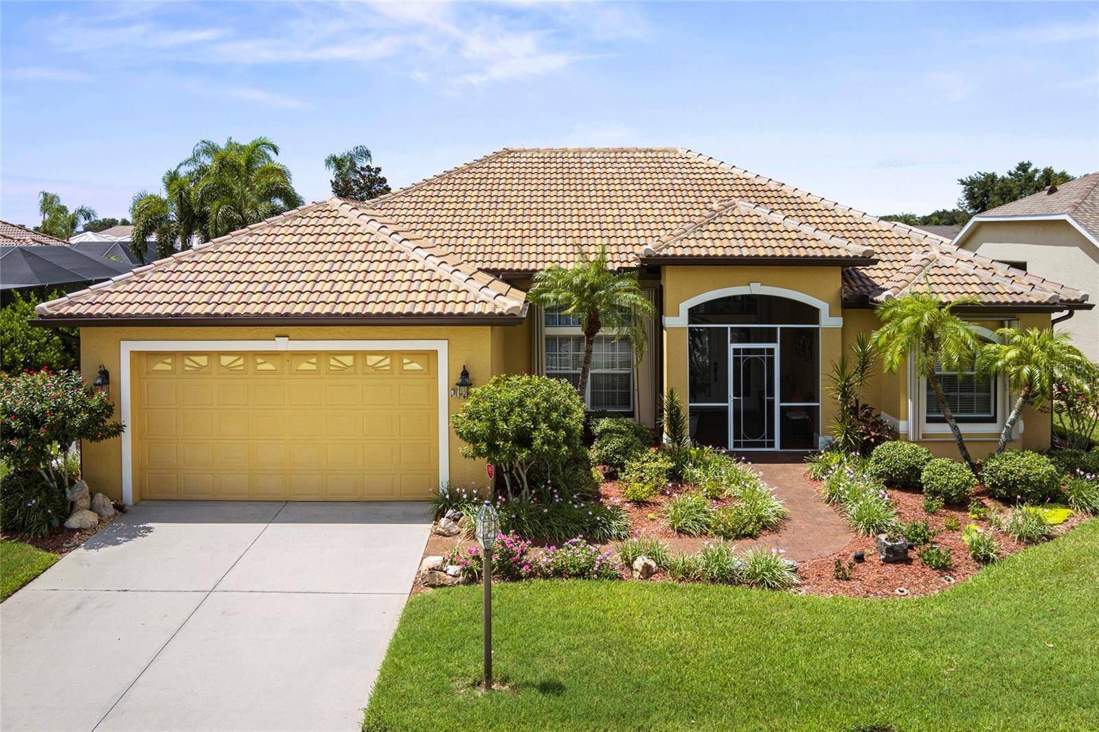 Venice, FL 34292,125 ARECA PALM CT