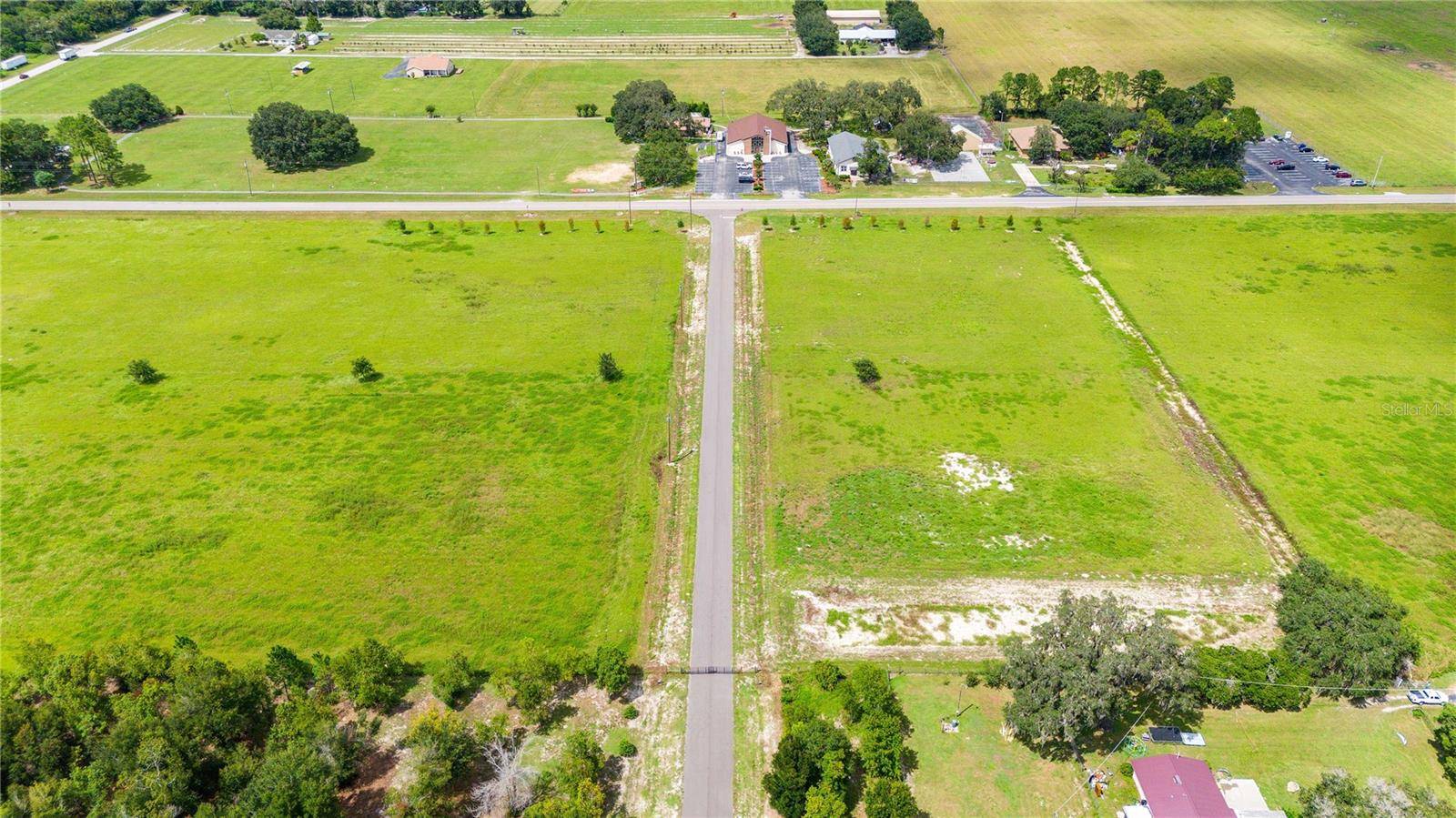 Dade City, FL 33525,14823 CRIMSON OAKS TRL