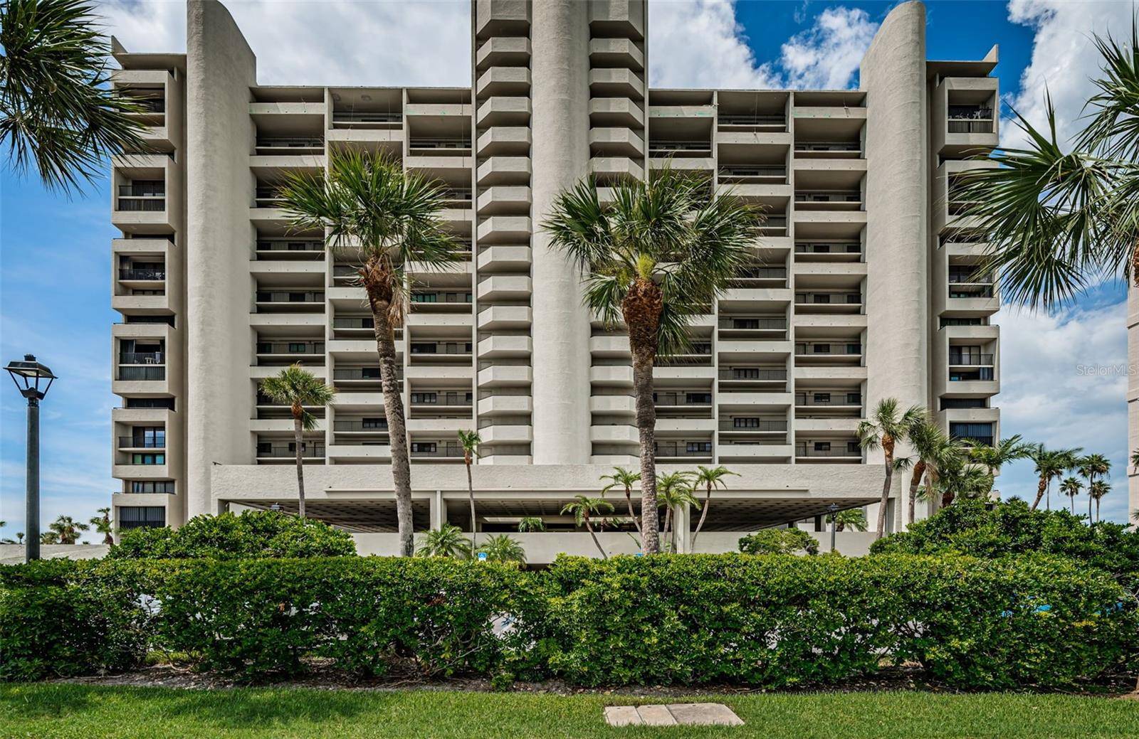 Clearwater Beach, FL 33767,1290 GULF BLVD #2004