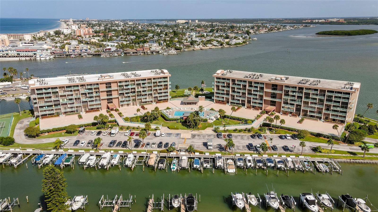 Treasure Island, FL 33706,1 KEY CAPRI #411E