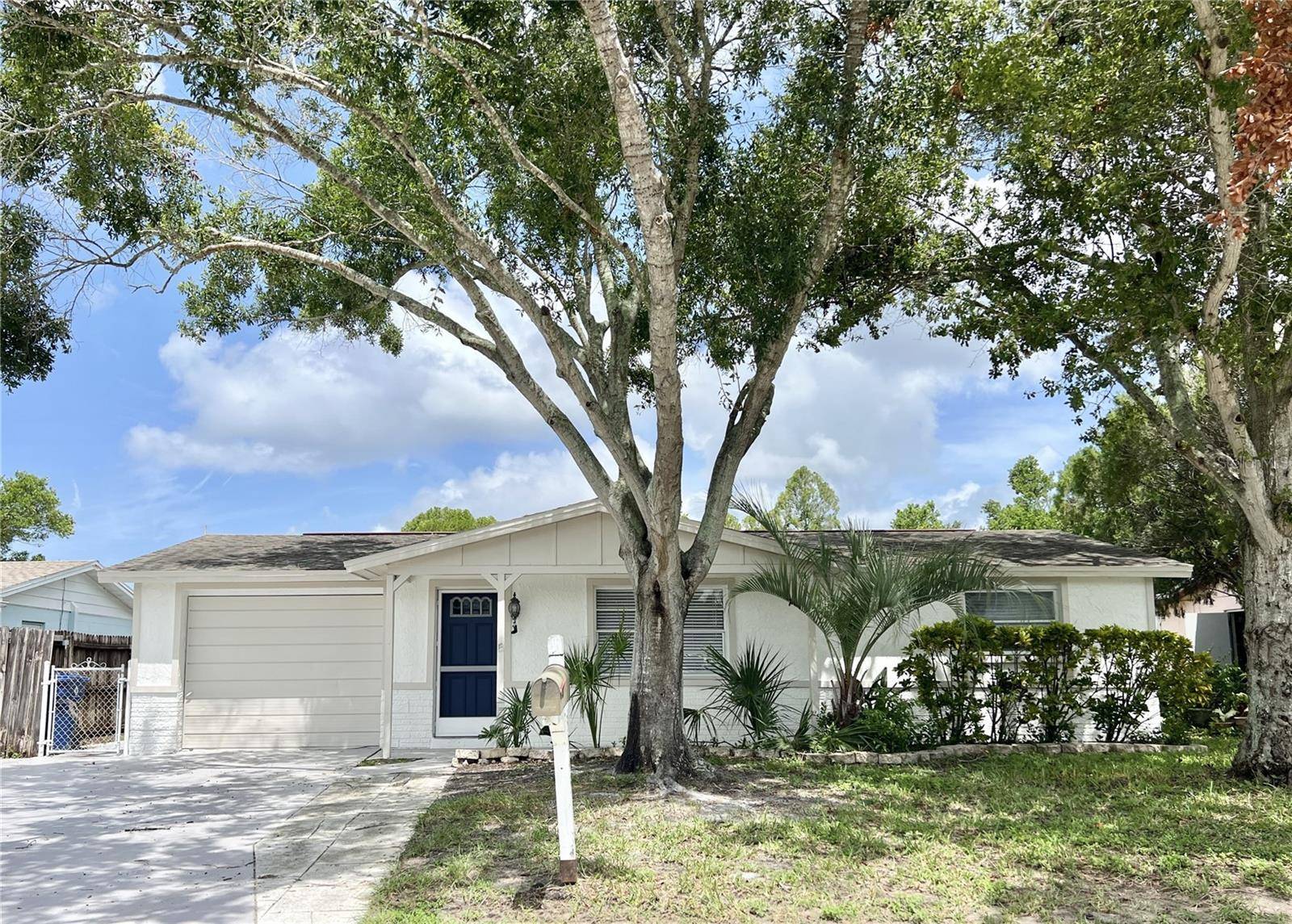 Holiday, FL 34691,3245 BIGELOW DR DR