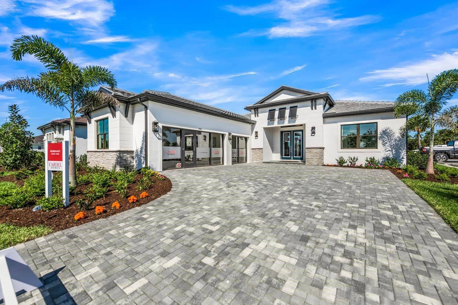Sarasota, FL 34240,8909 BERNINI PL