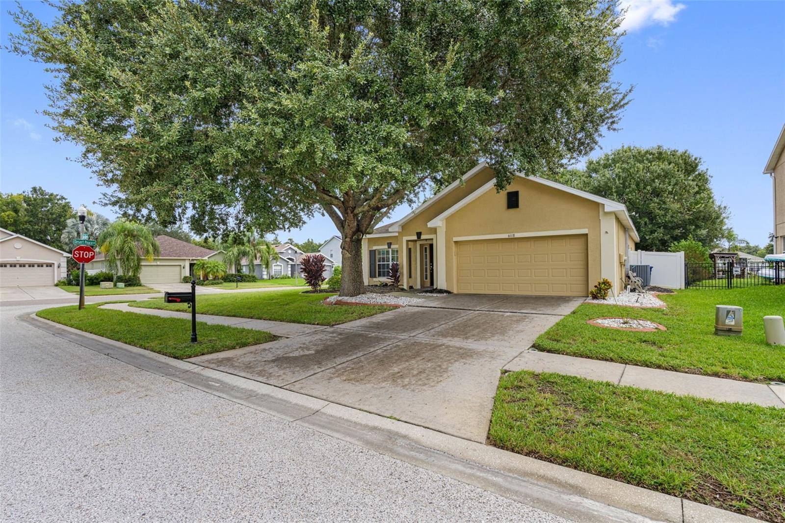 Land O Lakes, FL 34639,6118 BLUE SAGE DR