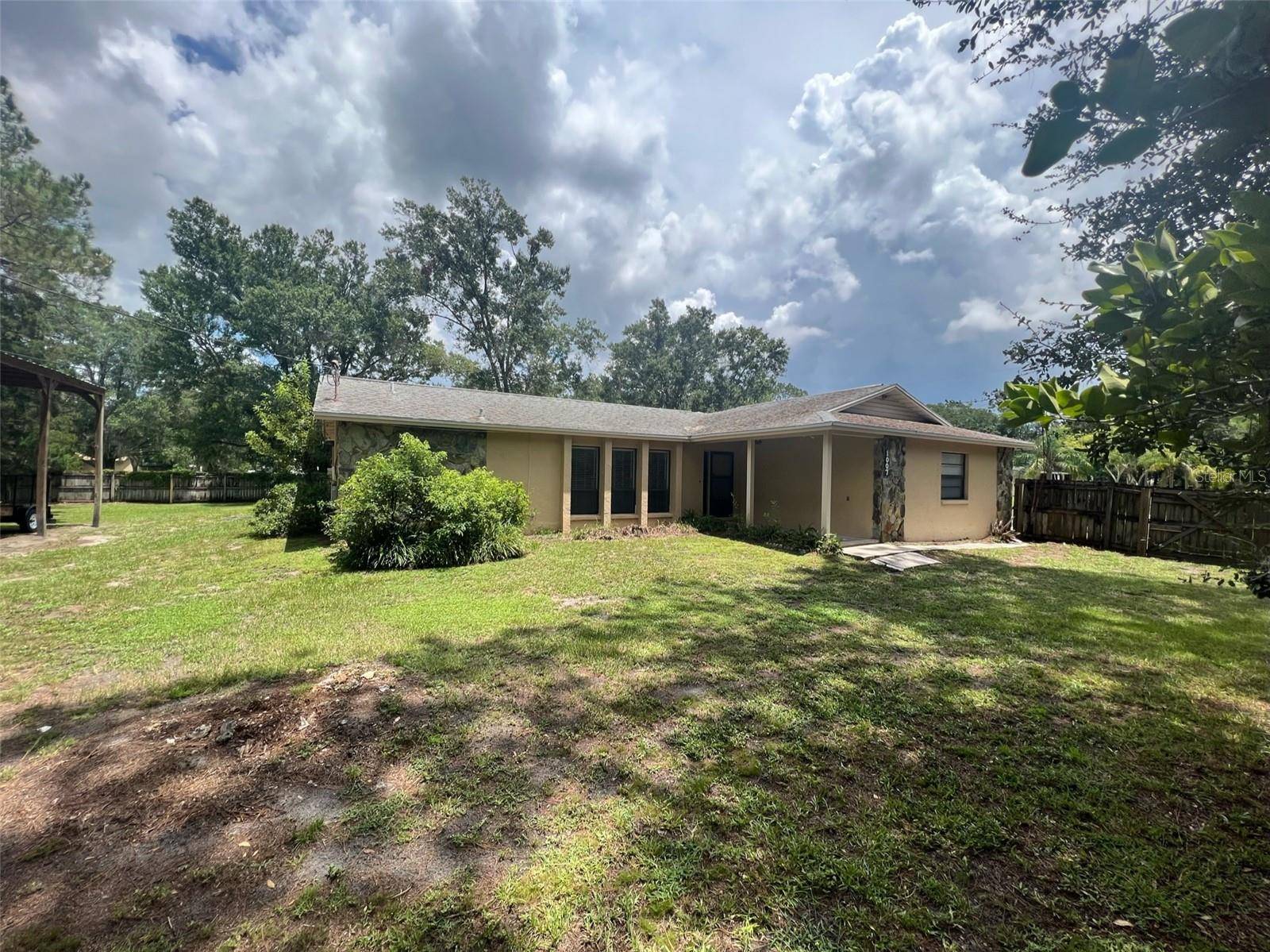 Lutz, FL 33548,1007 GRANDADDY LN