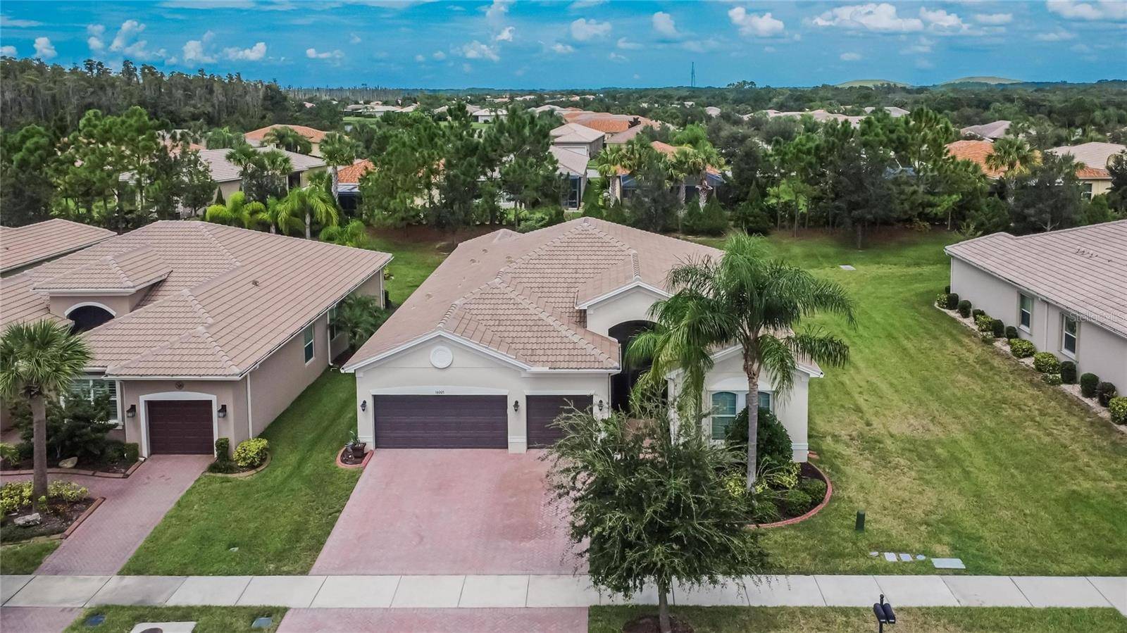 Wimauma, FL 33598,16005 CAPE CORAL DR