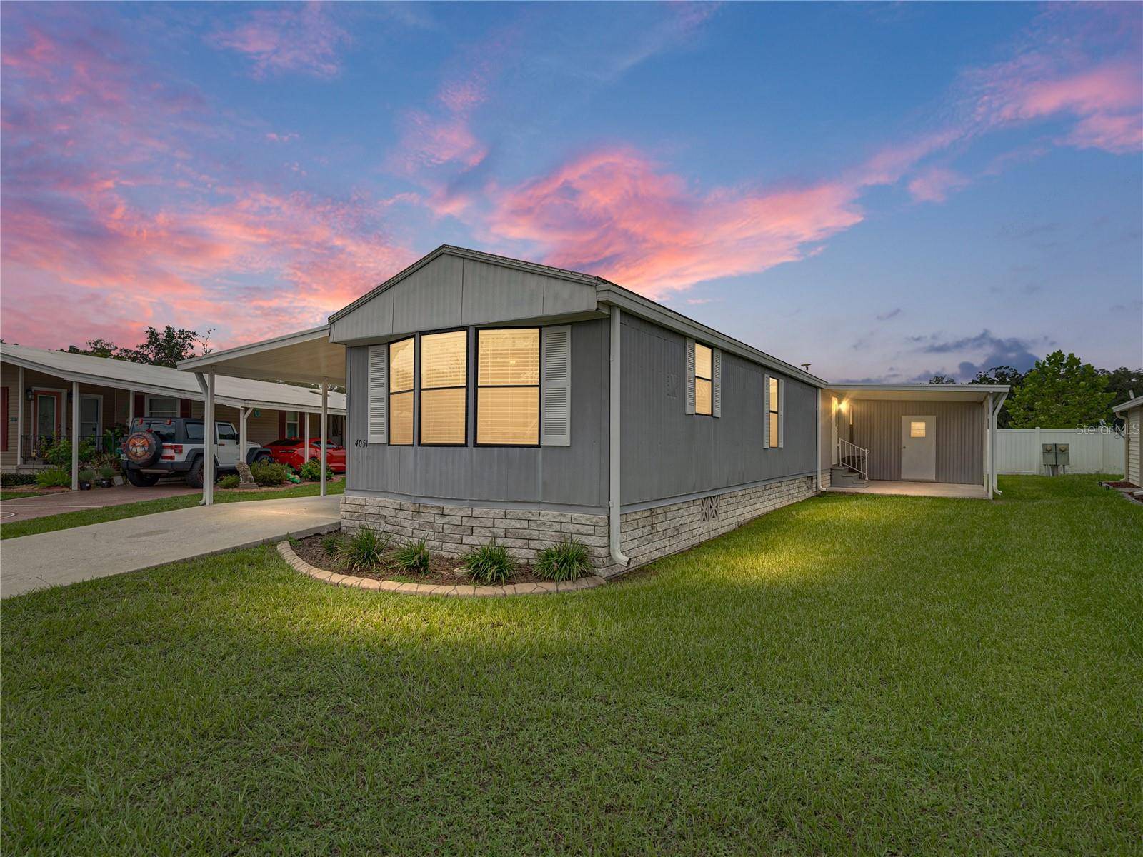 Zephyrhills, FL 33541,4051 JOYFUL LN