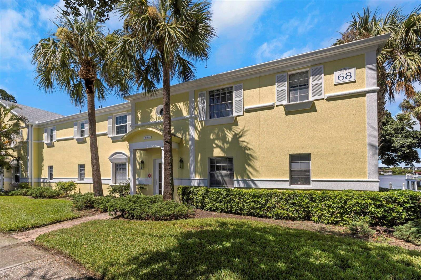 St Petersburg, FL 33705,105 POMPANO DR SE #A