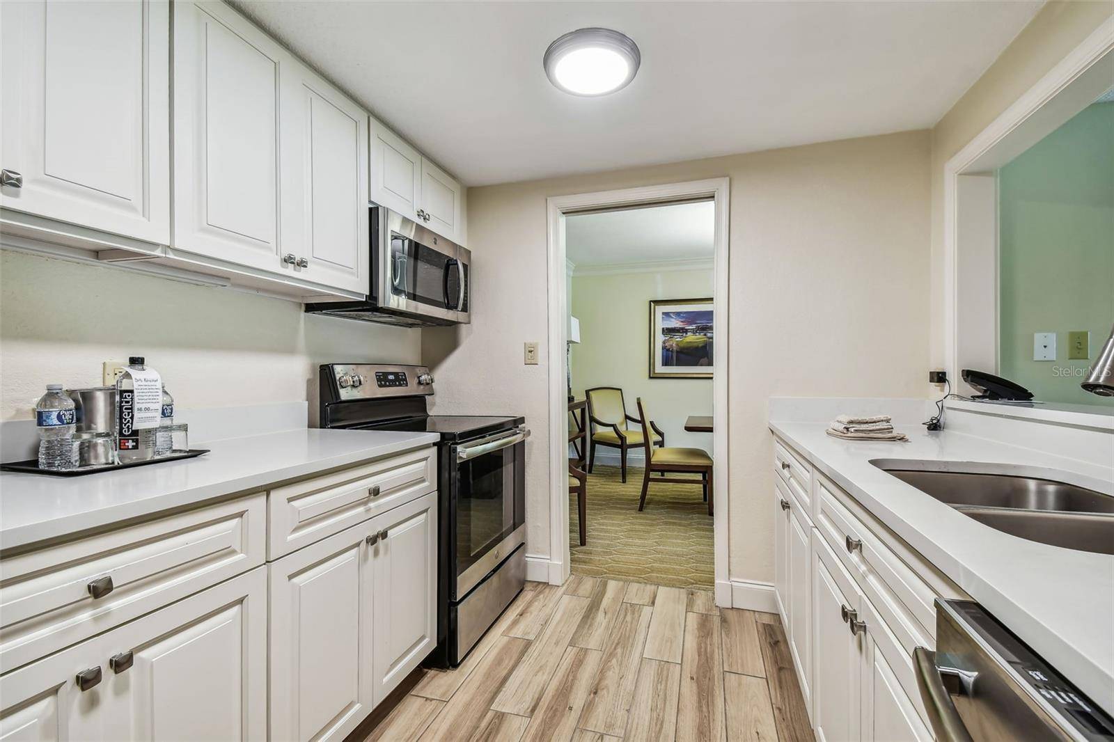 Palm Harbor, FL 34684,36750 US HIGHWAY 19 N #05102