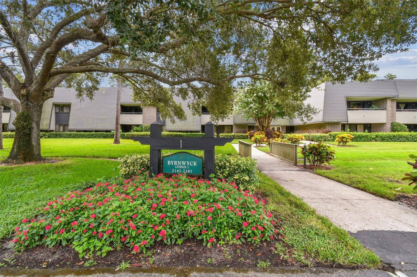 Palm Harbor, FL 34684,36750 US HIGHWAY 19 N #05102