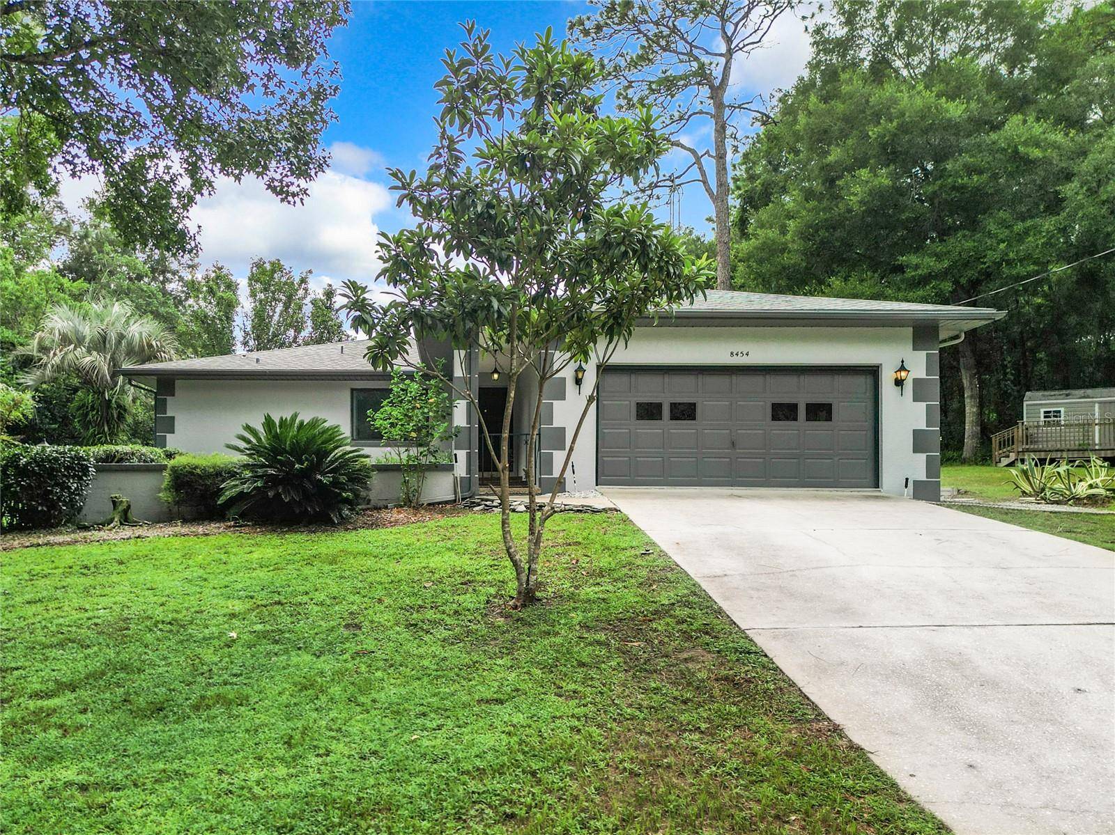 Dunnellon, FL 34434,8454 N SARAZEN DR #28