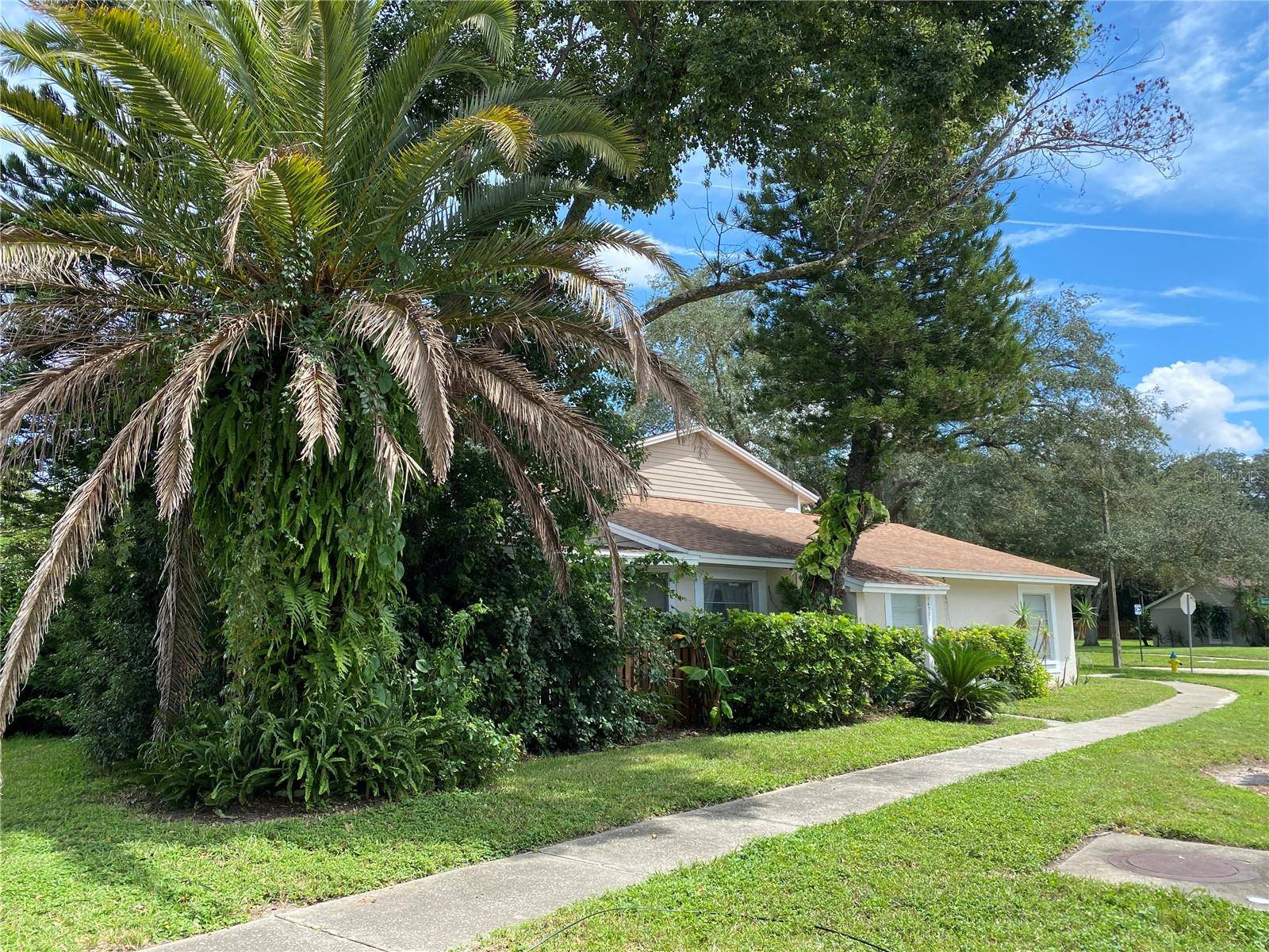 Lutz, FL 33559,14731 PINE GLEN CIR