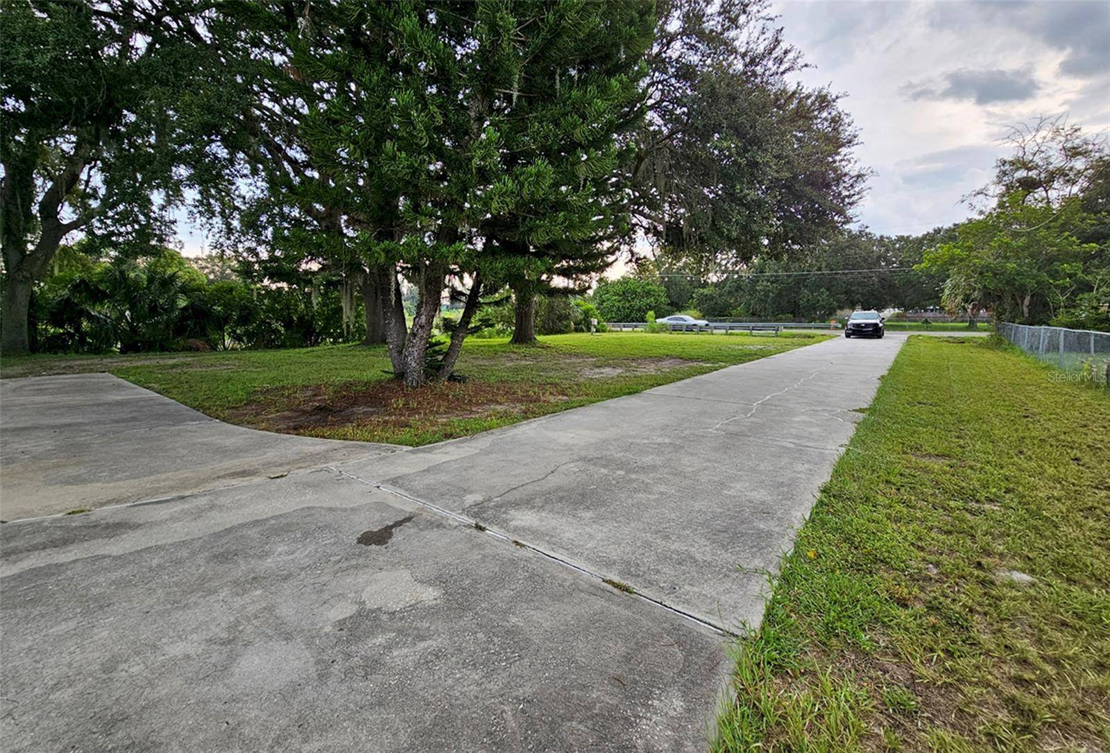 Ruskin, FL 33570,1601 1ST ST SW