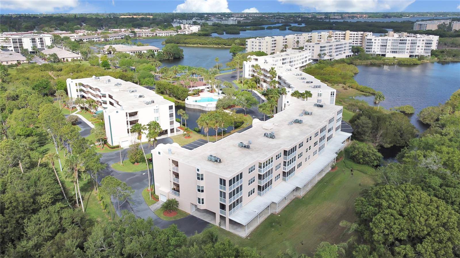 St Petersburg, FL 33708,6450 SHORELINE DR #9405