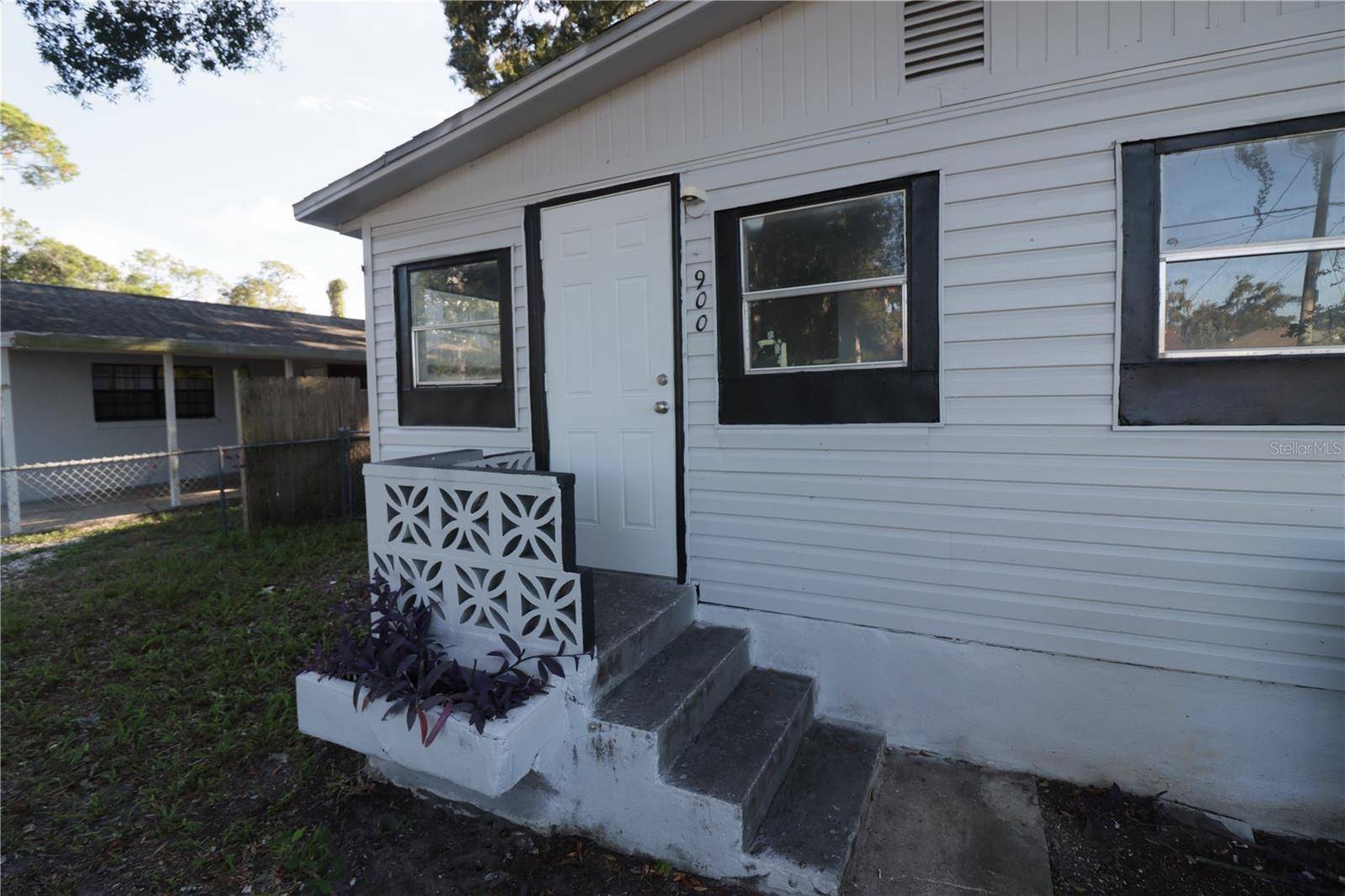 Holly Hill, FL 32117,900 JASMINE AVE