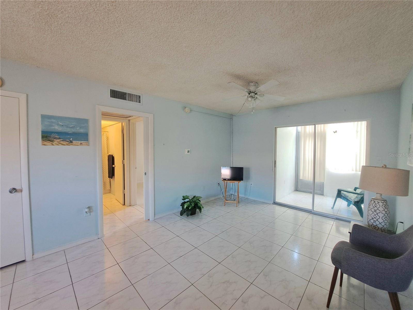 Clearwater, FL 33763,2001 GREENBRIAR BLVD #5